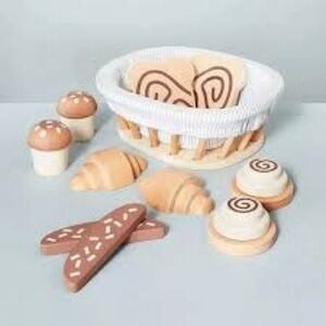 **NEW** Hearth & Hand Wooden Bakery & Pastry Set